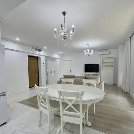 Apartament Nordis アパート ママイア
